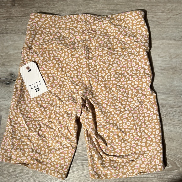 NWT Billabong biker babe shorts - Picture 6 of 6